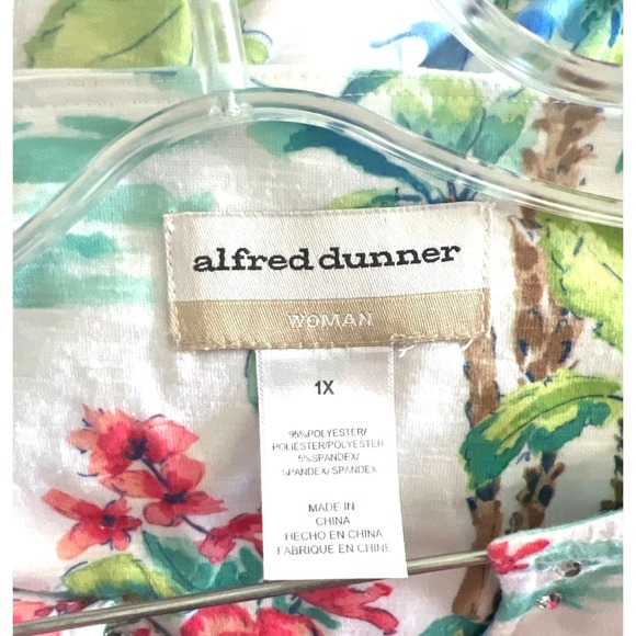 Alfred Dunner Woman 1X Floral & Flamingo Print 3/4 Sleeve Top Beaded Trim Blouse - Picture 4 of 5